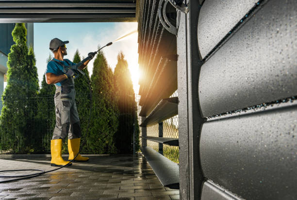 Why Choose Our Certified Pressure Washing Experts for Your Project Needs in Goldthwaite, TX?